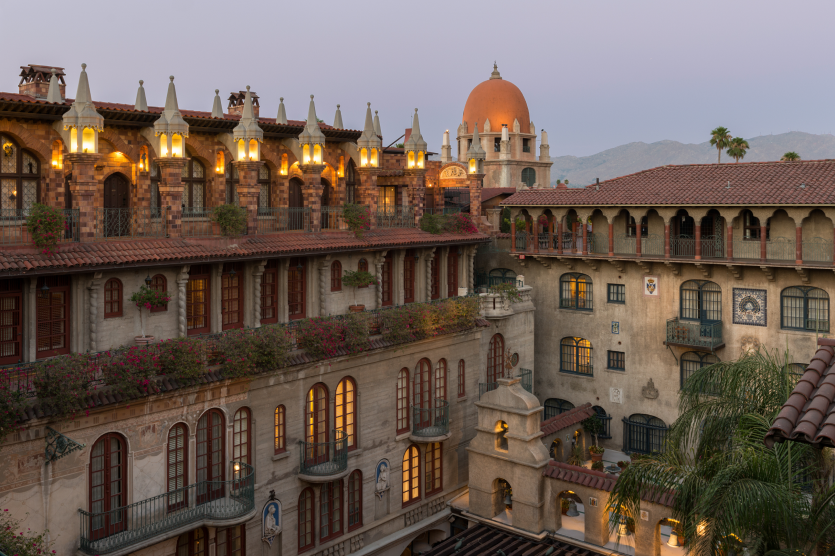 RIVERSIDE, CALIFORNIA - AUGUST 4: Courtyard at The Mission Inn Hotel & Spa on Mission Inn Avenue on August 4, 2016 in Riverside, California. - Tailored, affordable home insurance in The Golden State